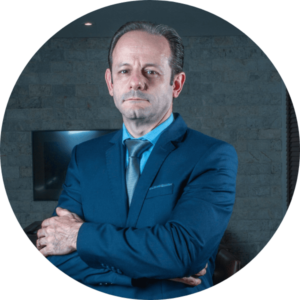 Robson Adriano Avancini, advogado da Barank Advogados em Maringá
